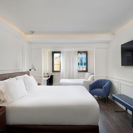 H10 Universitat (Adults Only) Barcelona Exterior photo