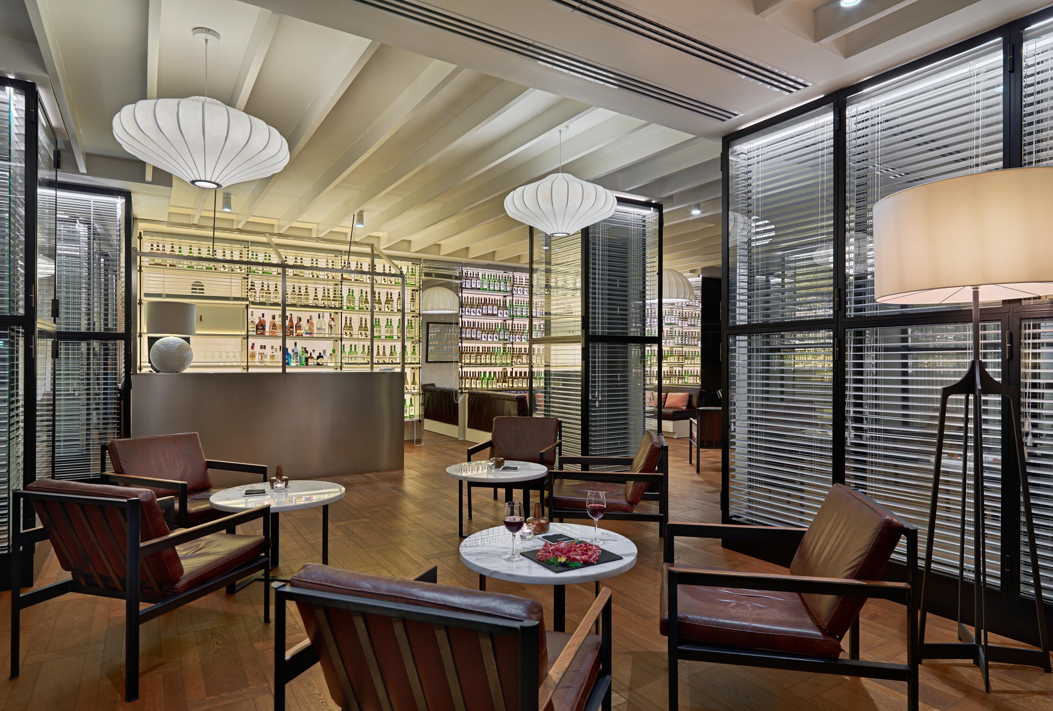 H10 Universitat (Adults Only) Barcelona Exterior photo