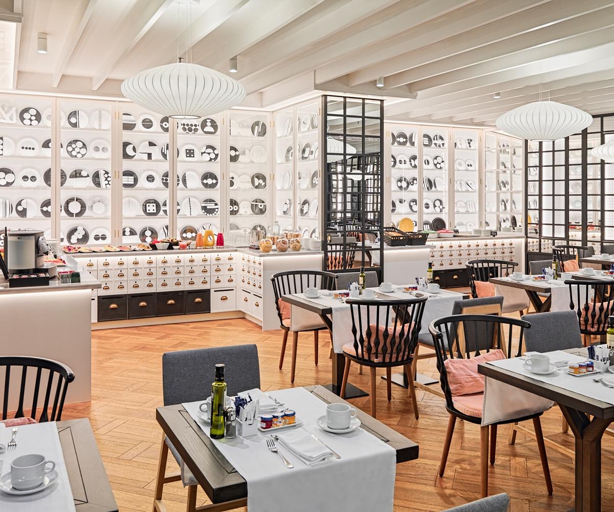 H10 Universitat (Adults Only) Barcelona Exterior photo
